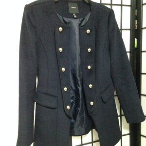 NWOT gorgeous Blazer, high low back, Medium, thick fabric